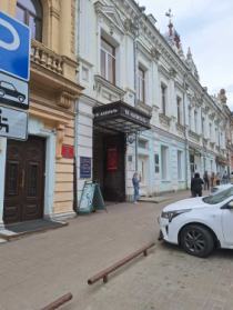 Вход во внутренний двор с ул. Карла Маркса